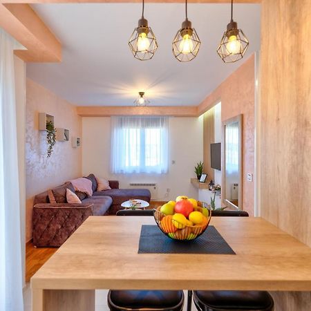 Apartment Stefan In Vila Katalina Lux Zlatibor Exteriör bild