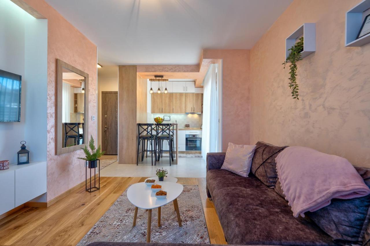 Apartment Stefan In Vila Katalina Lux Zlatibor Exteriör bild
