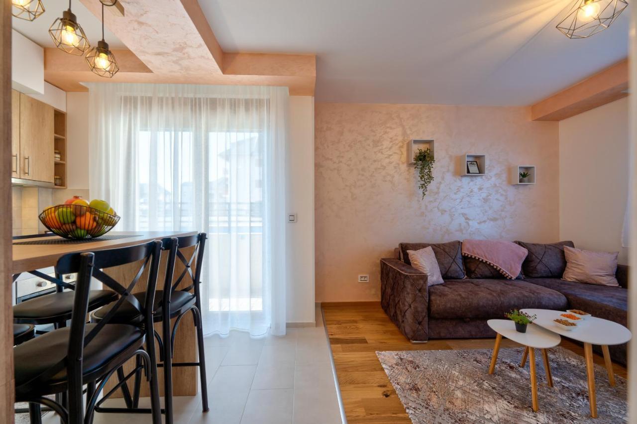 Apartment Stefan In Vila Katalina Lux Zlatibor Exteriör bild